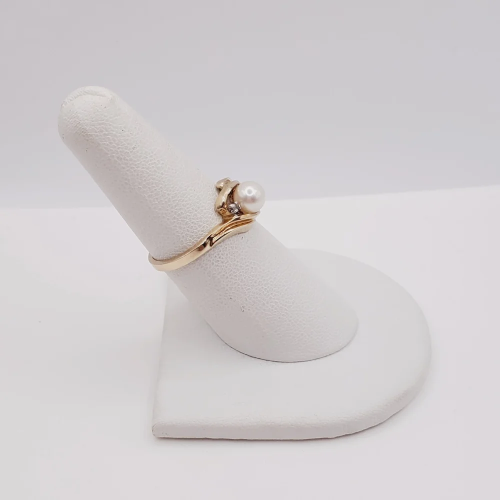10k Pearl Ring